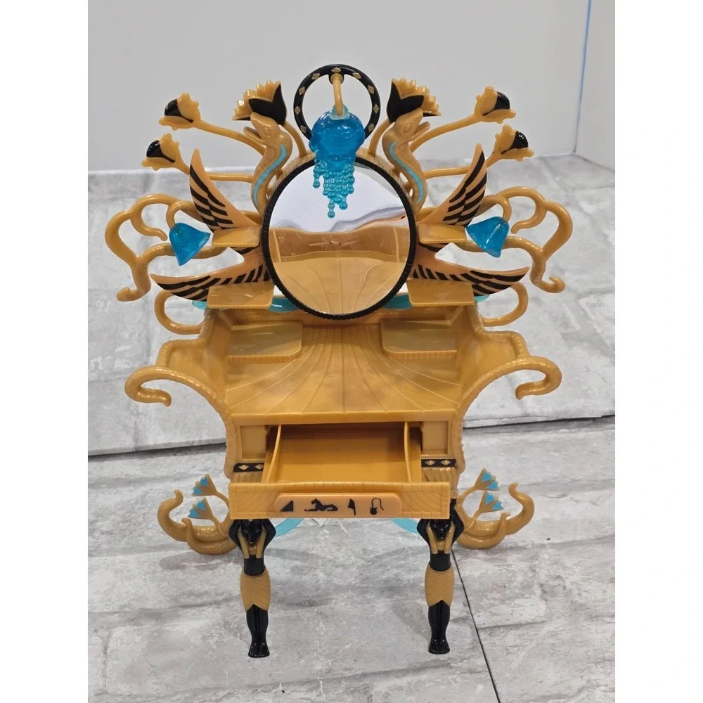 Mattel Monster High Cleo de Nile Gold Anubis Vanity Table w Mirror‎ EUC